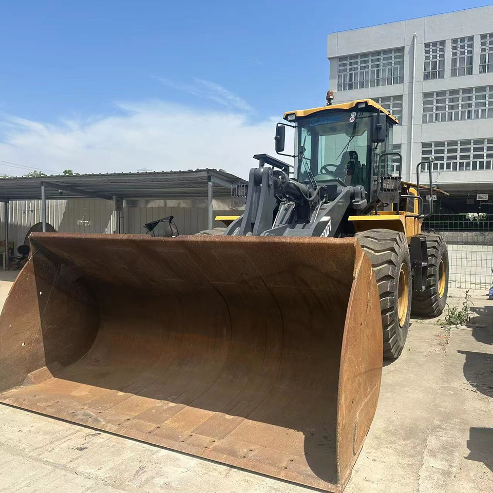 Pá carregadora de rodas XCMG LW600FV: foto 6 Pá carregadora de rodas XCMG LW600FV: foto 6