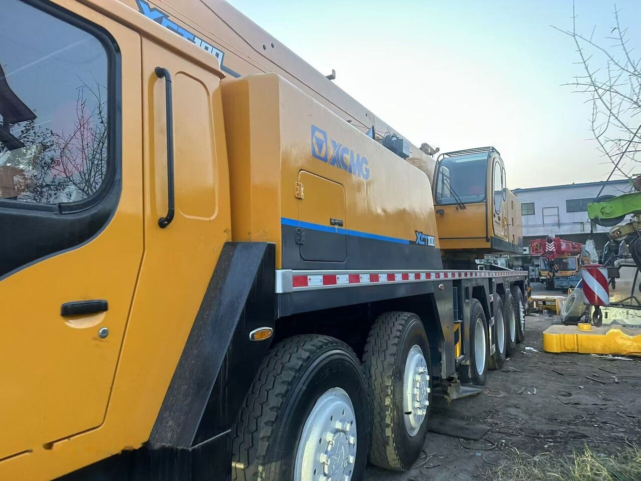 XCMG XCT100 - Grua móvel: foto 3 XCMG XCT100 - Grua móvel: foto 3