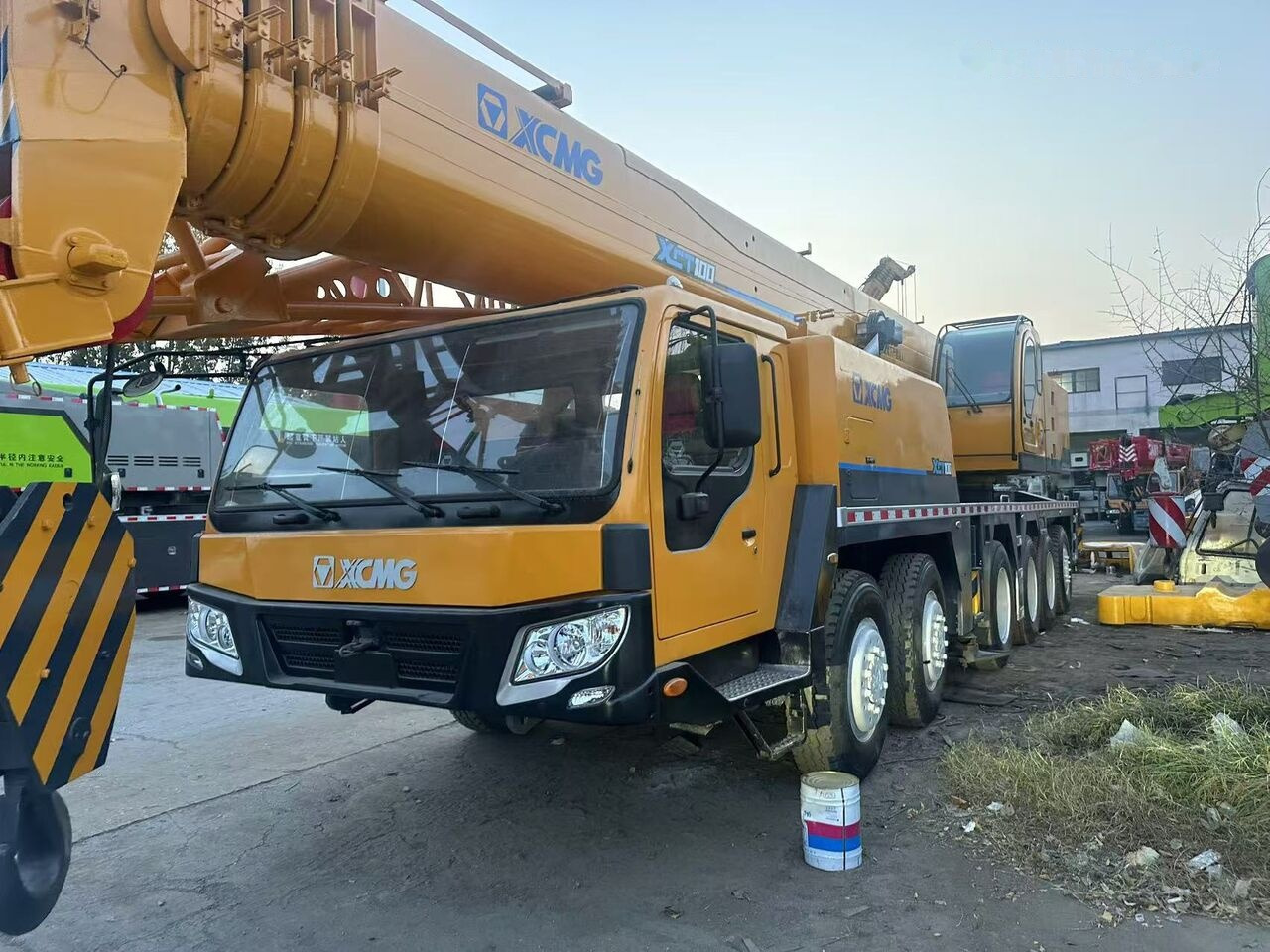 XCMG XCT100 - Grua móvel: foto 2 XCMG XCT100 - Grua móvel: foto 2
