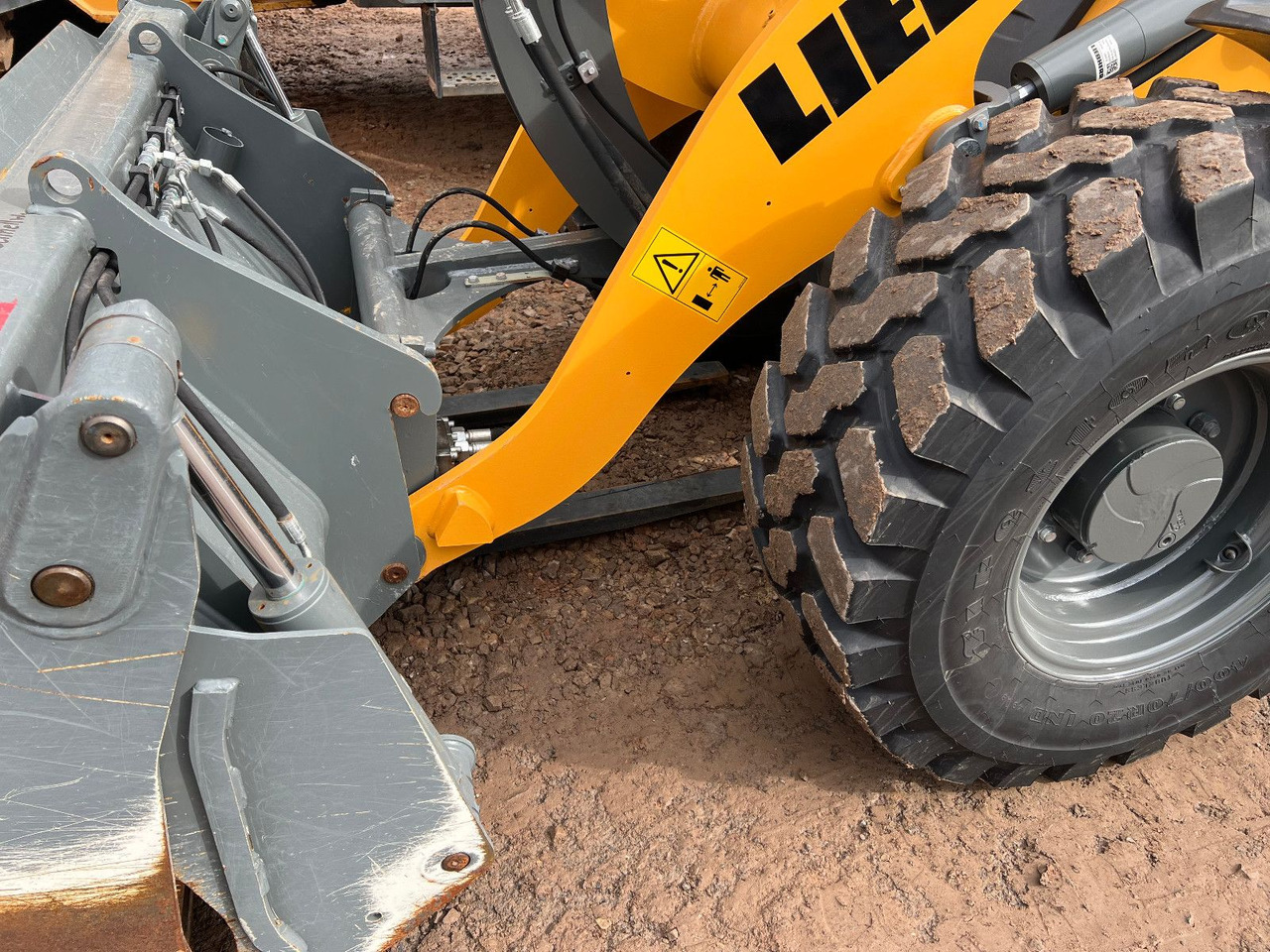 Liebherr L 507 Stereo V Likufix - Pá carregadora de rodas: foto 3 Liebherr L 507 Stereo V Likufix - Pá carregadora de rodas: foto 3