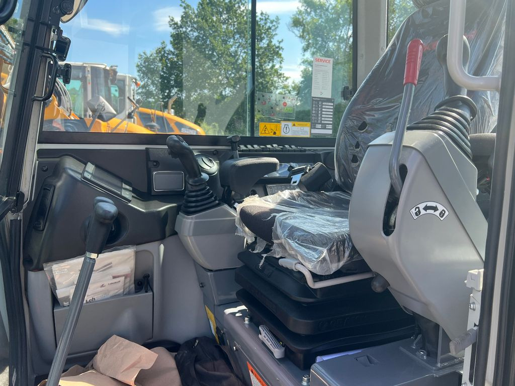 Takeuchi TB 250-2 u. 260 - Mini escavadeira: foto 2 Takeuchi TB 250-2 u. 260 - Mini escavadeira: foto 2