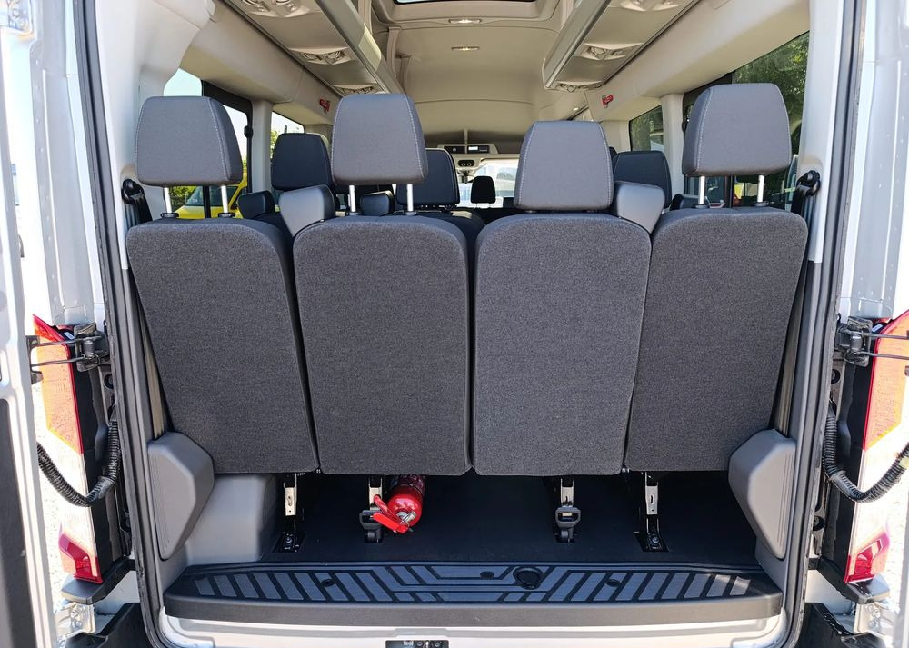 Minibus, Furgão de passageiros Ford Transit: foto 8