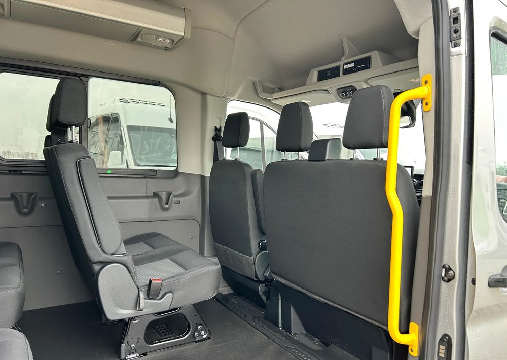 Minibus, Furgão de passageiros novo Ford Transit: foto 14