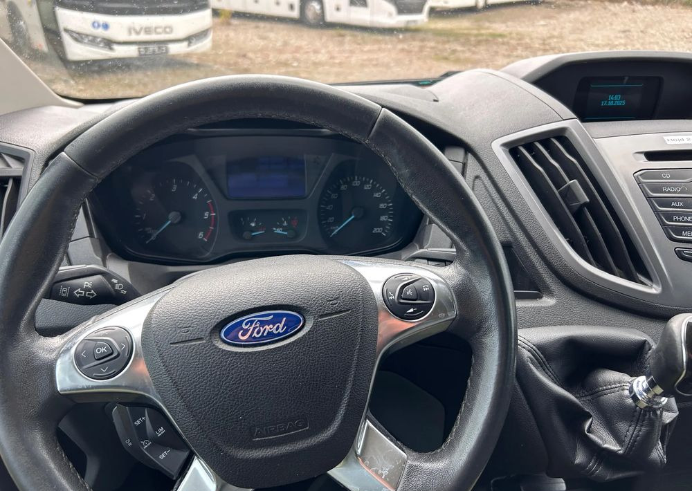 Locação financeira de Ford Transit Ford Transit: foto 19 Locação financeira de Ford Transit Ford Transit: foto 19