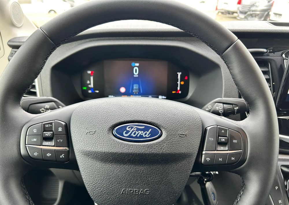 Minibus, Furgão de passageiros novo Ford Transit: foto 17