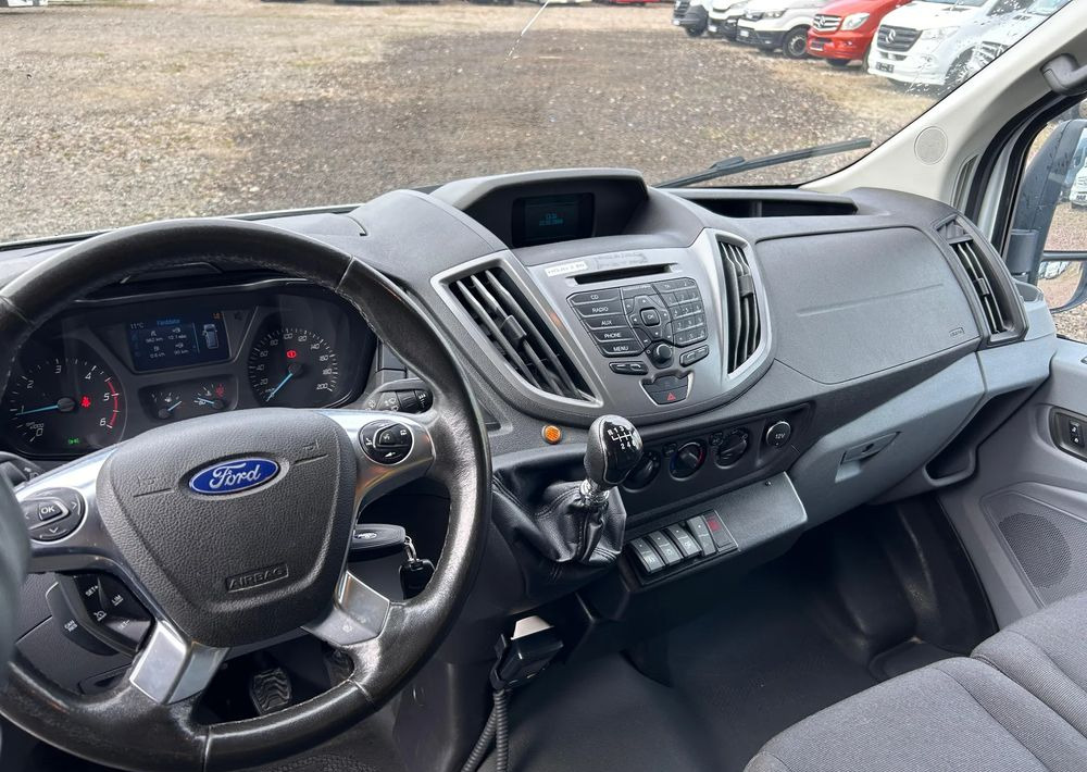 Locação financeira de Ford Transit Ford Transit: foto 17 Locação financeira de Ford Transit Ford Transit: foto 17