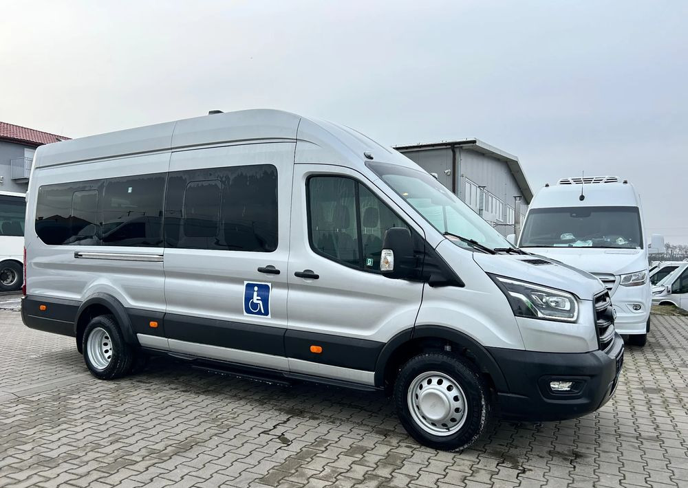 Minibus, Furgão de passageiros novo Ford Transit: foto 9
