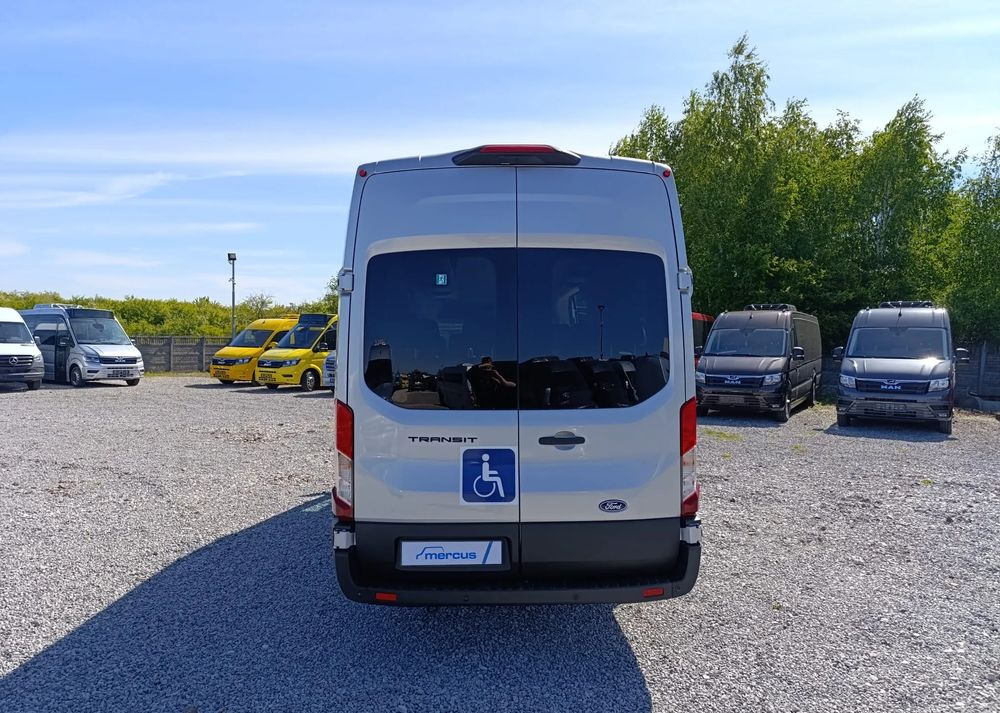 Minibus, Furgão de passageiros Ford Transit: foto 6