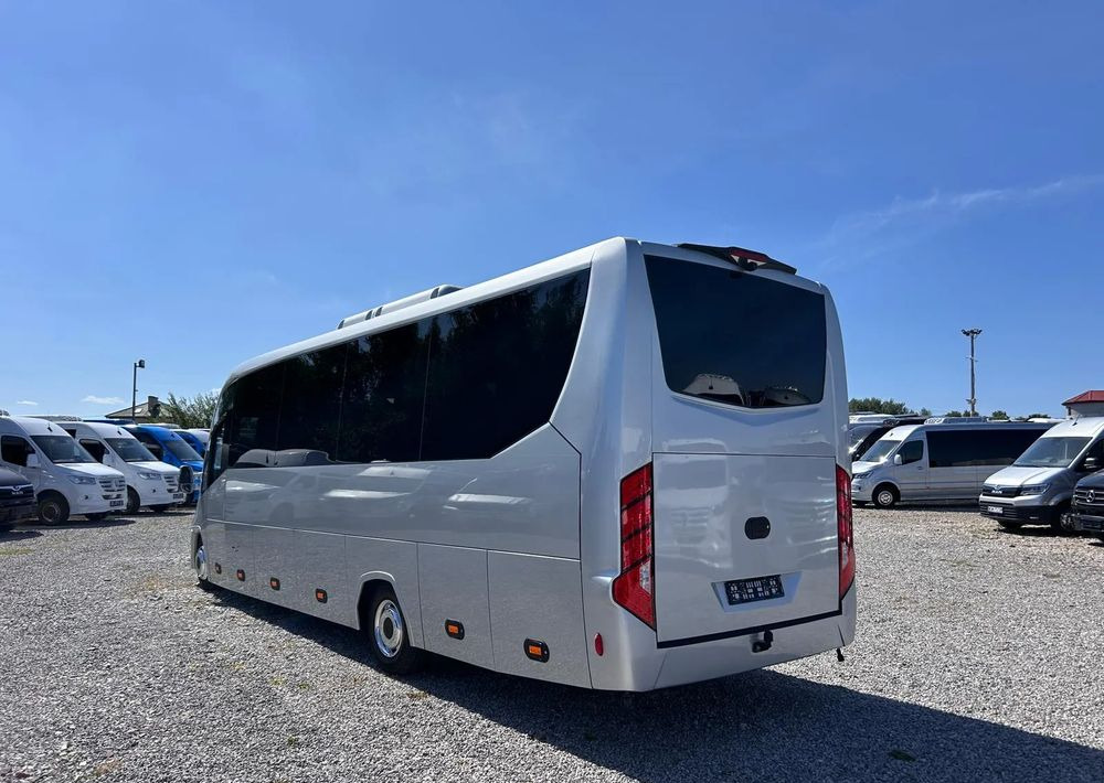 Minibus, Furgão de passageiros novo Iveco Daily: foto 7