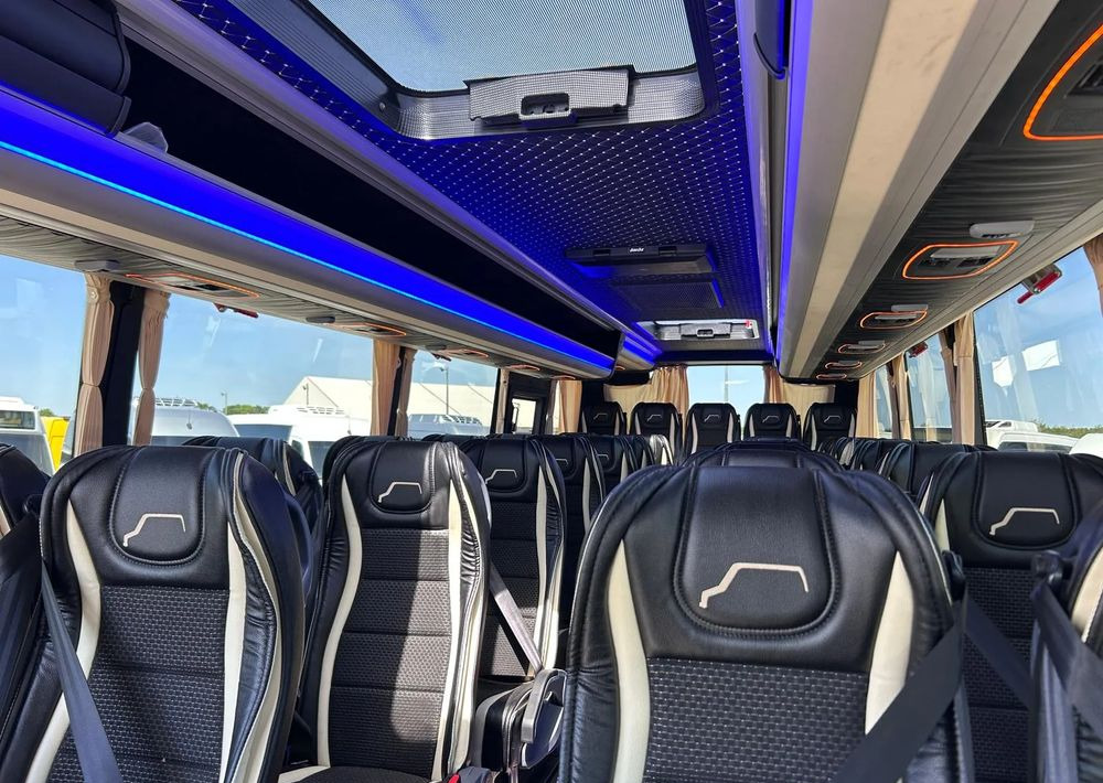 Minibus, Furgão de passageiros novo Iveco Daily: foto 18