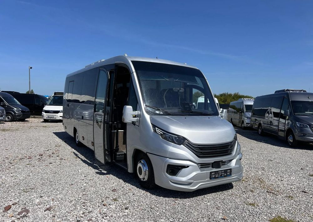 Iveco Daily - Minibus, Furgão de passageiros: foto 1 Iveco Daily - Minibus, Furgão de passageiros: foto 1