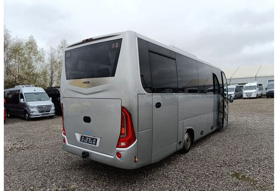 Iveco Mercus Daily 70C21 Nowość 39 miejsc - Minibus, Furgão de passageiros: foto 4 Iveco Mercus Daily 70C21 Nowość 39 miejsc - Minibus, Furgão de passageiros: foto 4