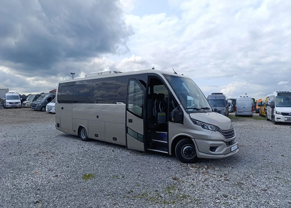 Iveco Mercus Daily 70C21 - Minibus, Furgão de passageiros: foto 2 Iveco Mercus Daily 70C21 - Minibus, Furgão de passageiros: foto 2