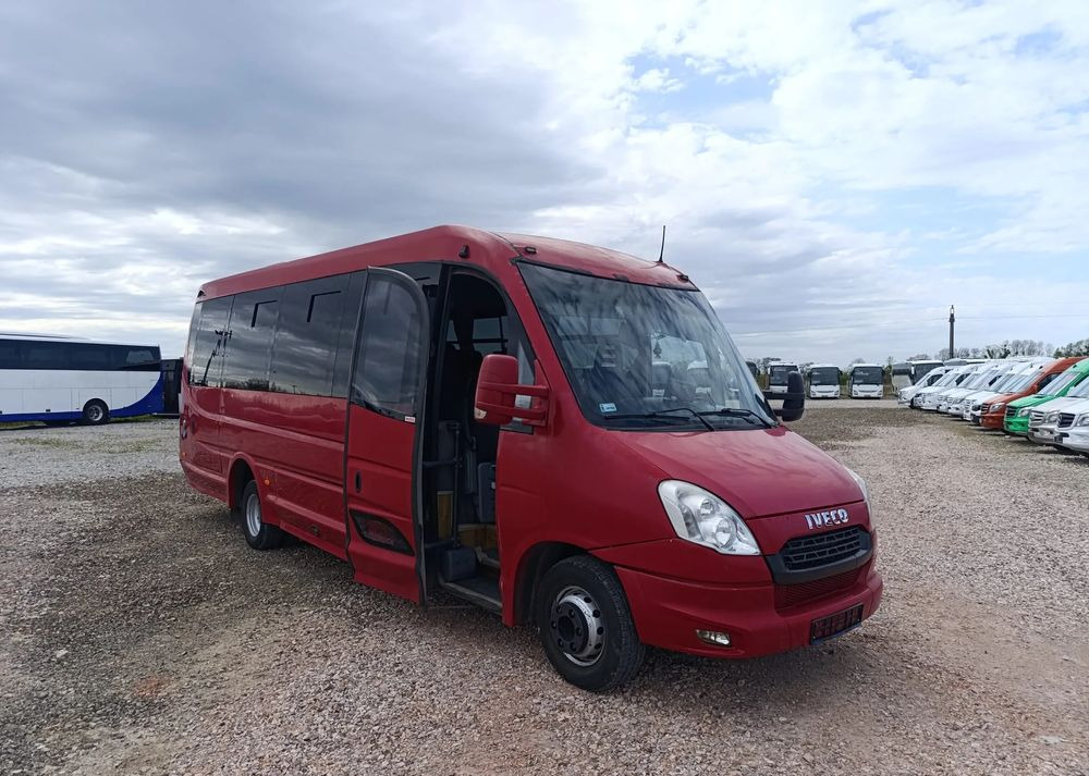 Iveco Sunrise - Minibus, Furgão de passageiros: foto 1 Iveco Sunrise - Minibus, Furgão de passageiros: foto 1