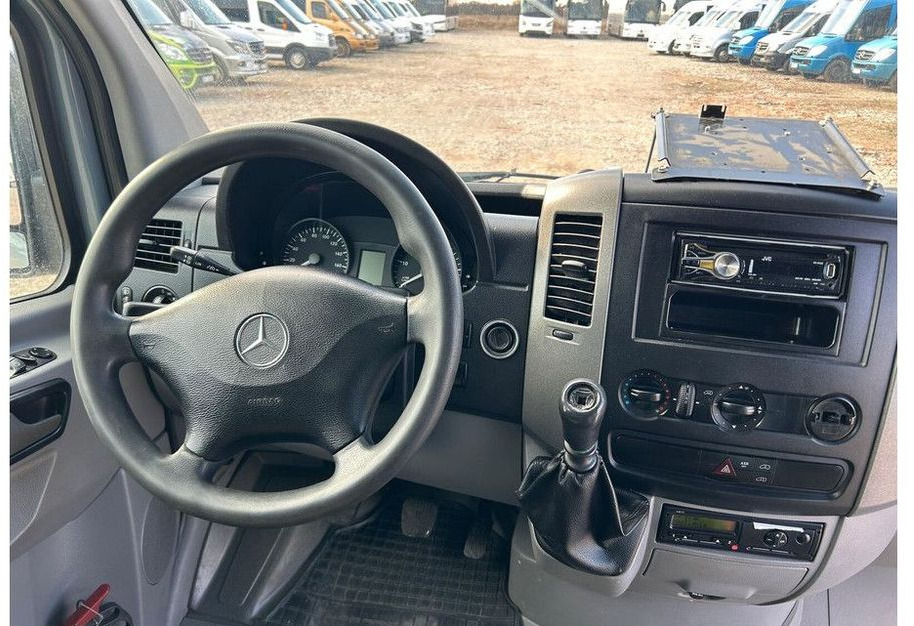 Minibus, Furgão de passageiros Mercedes-Benz Sprinter 516: foto 14