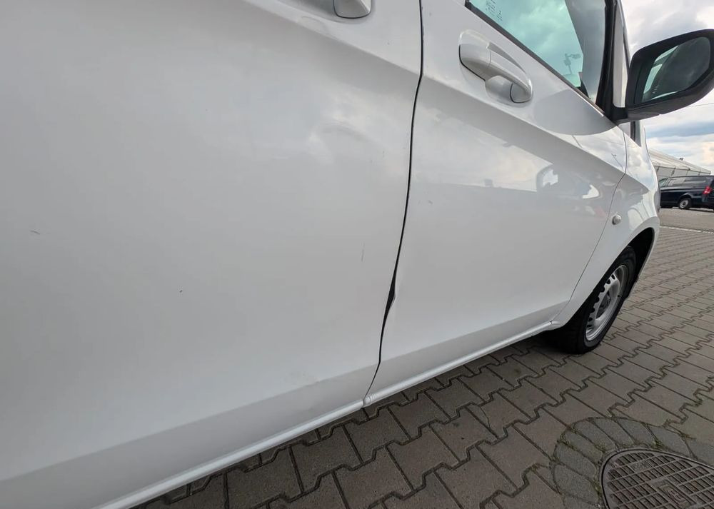 Furgão Mercedes-Benz Vito 116: foto 15