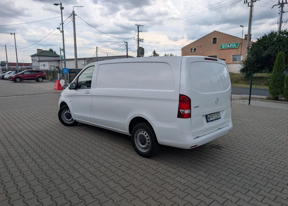 Furgão Mercedes-Benz Vito 116: foto 6