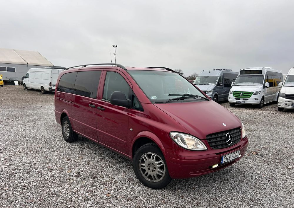 Mercedes-Benz Vito 639.703 - Minibus, Furgão de passageiros: foto 1 Mercedes-Benz Vito 639.703 - Minibus, Furgão de passageiros: foto 1