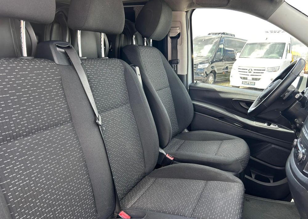 Minibus, Furgão de passageiros Mercedes-Benz Vito: foto 14