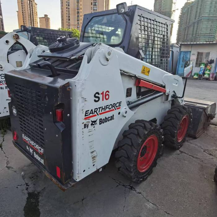 Bobcat S16 - Mini pá carregadora: foto 2 Bobcat S16 - Mini pá carregadora: foto 2
