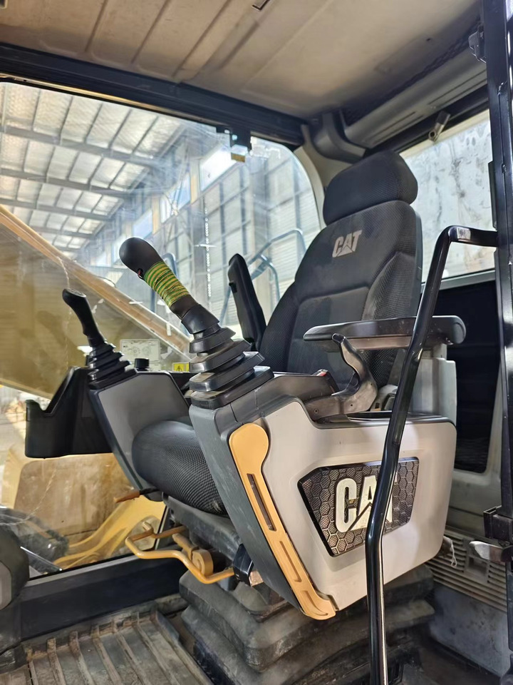 CAT 320GC - Escavadora de rastos: foto 4 CAT 320GC - Escavadora de rastos: foto 4