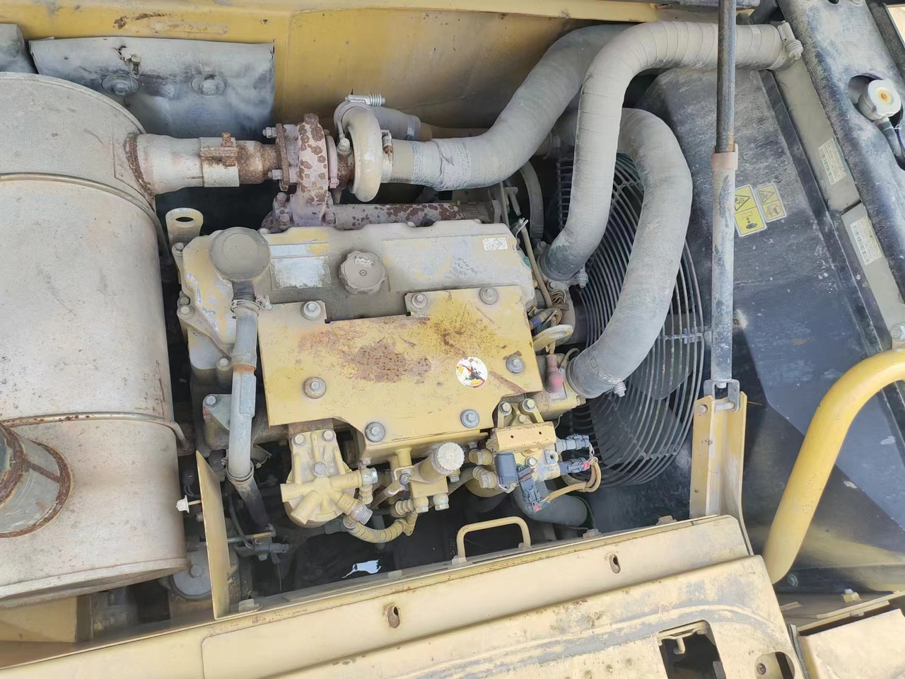 CATERPILLAR 315D - Escavadora de rastos: foto 4 CATERPILLAR 315D - Escavadora de rastos: foto 4