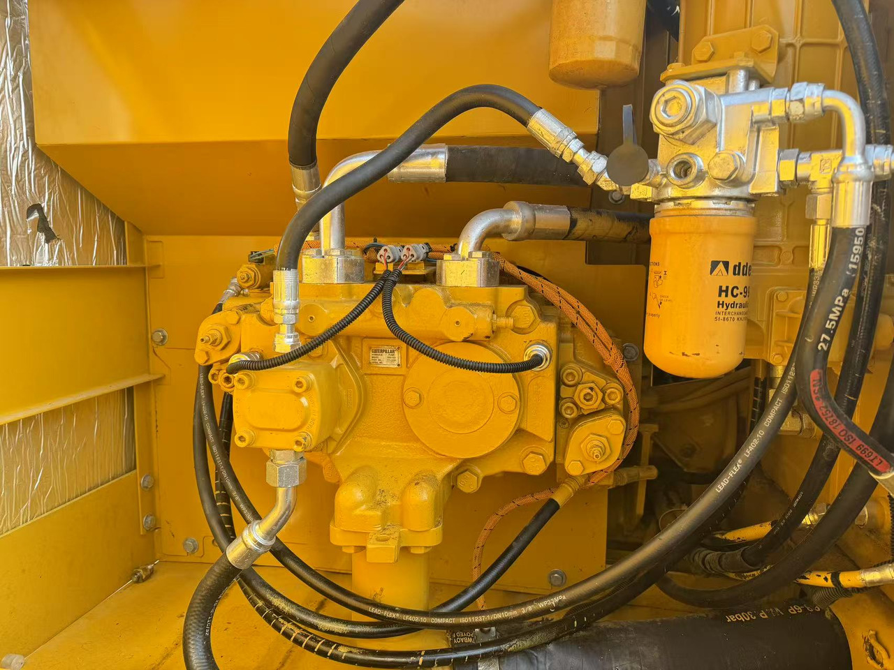 CATERPILLAR 320C - Escavadora de rastos: foto 4 CATERPILLAR 320C - Escavadora de rastos: foto 4