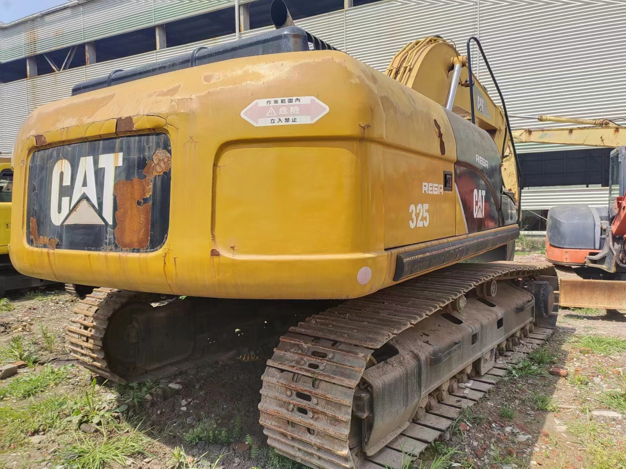 CATERPILLAR 325C - Escavadora de rastos: foto 3 CATERPILLAR 325C - Escavadora de rastos: foto 3