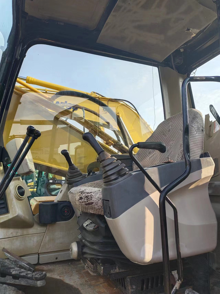 CATERPILLAR 325C - Escavadora de rastos: foto 4 CATERPILLAR 325C - Escavadora de rastos: foto 4