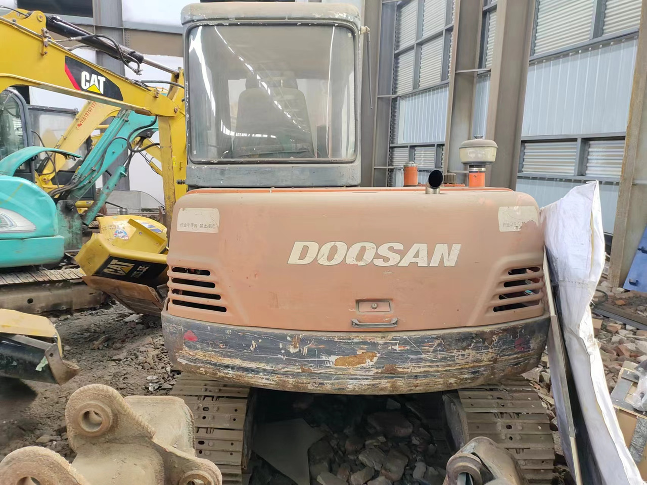 DOOSAN DH55 - Mini escavadeira: foto 5 DOOSAN DH55 - Mini escavadeira: foto 5