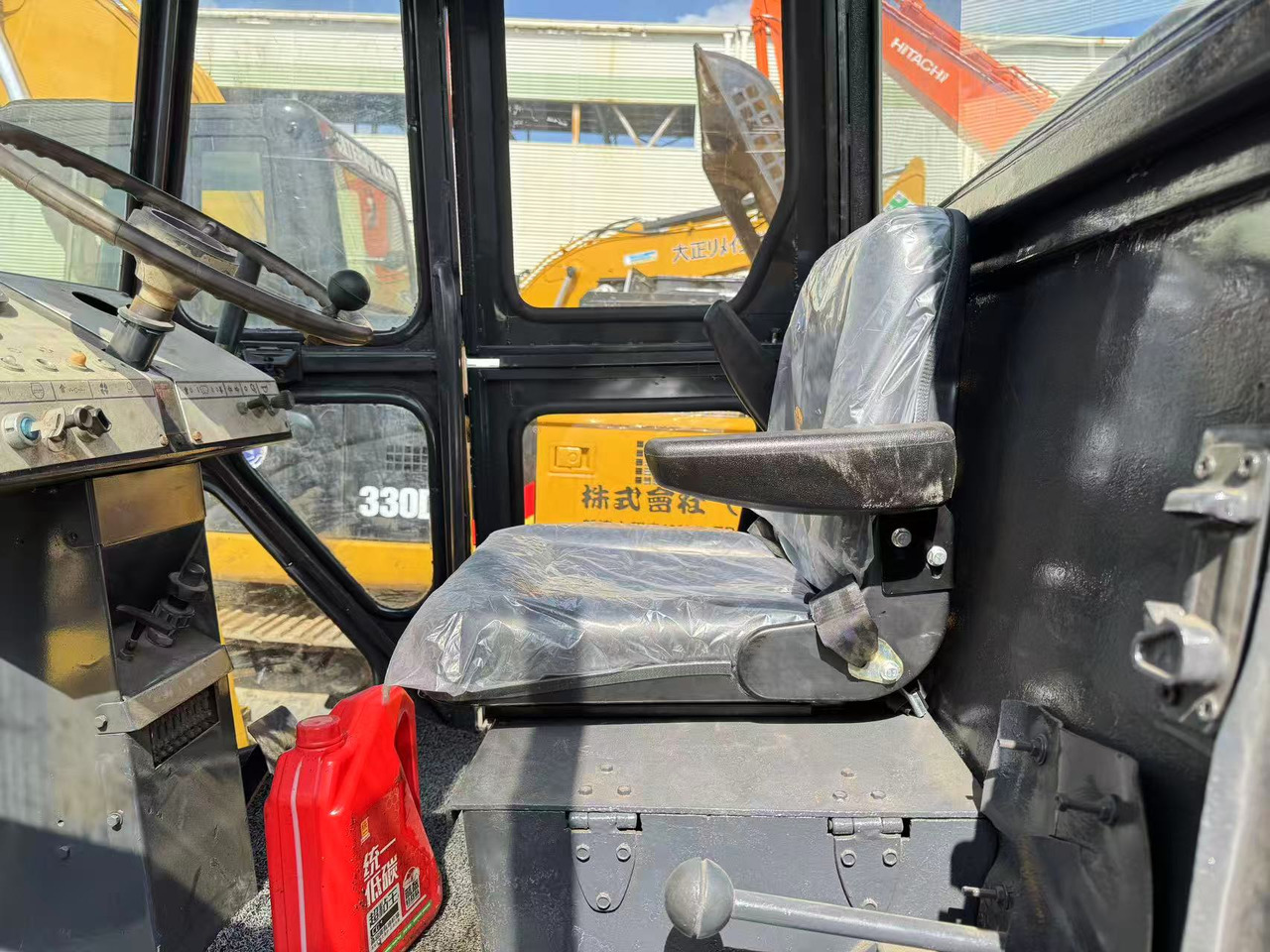 DYNAPAC CA301D - Compactador de asfalto: foto 4 DYNAPAC CA301D - Compactador de asfalto: foto 4