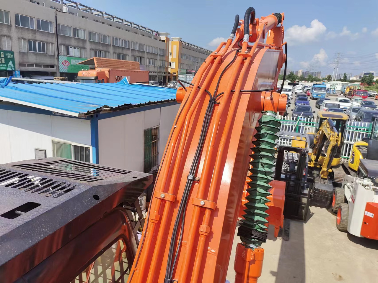 HITACHI ZX200 - Escavadora de rastos: foto 4 HITACHI ZX200 - Escavadora de rastos: foto 4