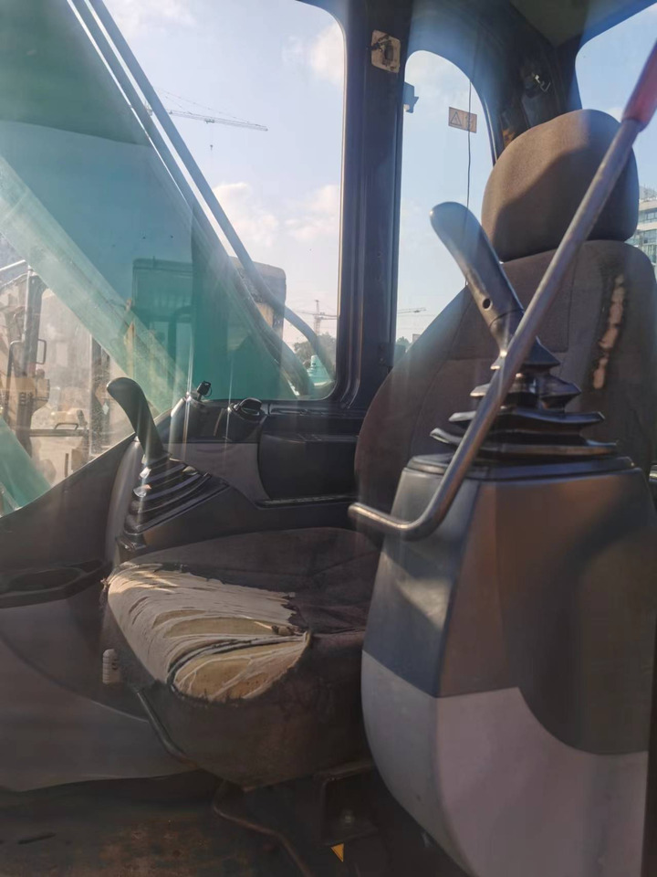 KOBELCO SK75 - Mini escavadeira: foto 3 KOBELCO SK75 - Mini escavadeira: foto 3