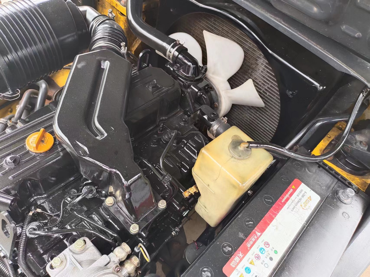 KOMATSU FD30 FD50 FD70 Japanese diesel forklift - Empilhador a diesel: foto 4 KOMATSU FD30 FD50 FD70 Japanese diesel forklift - Empilhador a diesel: foto 4