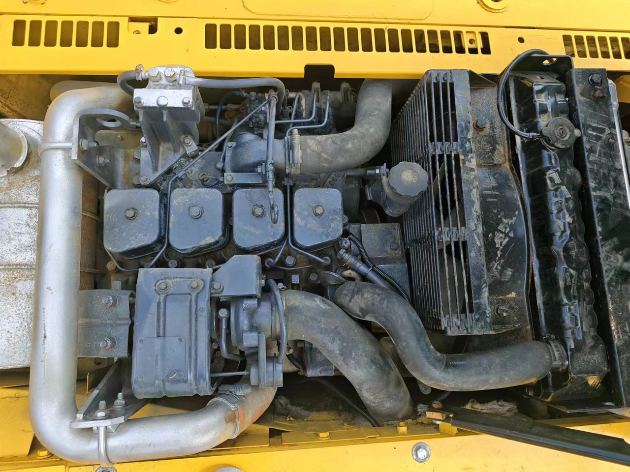 KOMATSU PC120-6 - Escavadora de rastos: foto 5 KOMATSU PC120-6 - Escavadora de rastos: foto 5