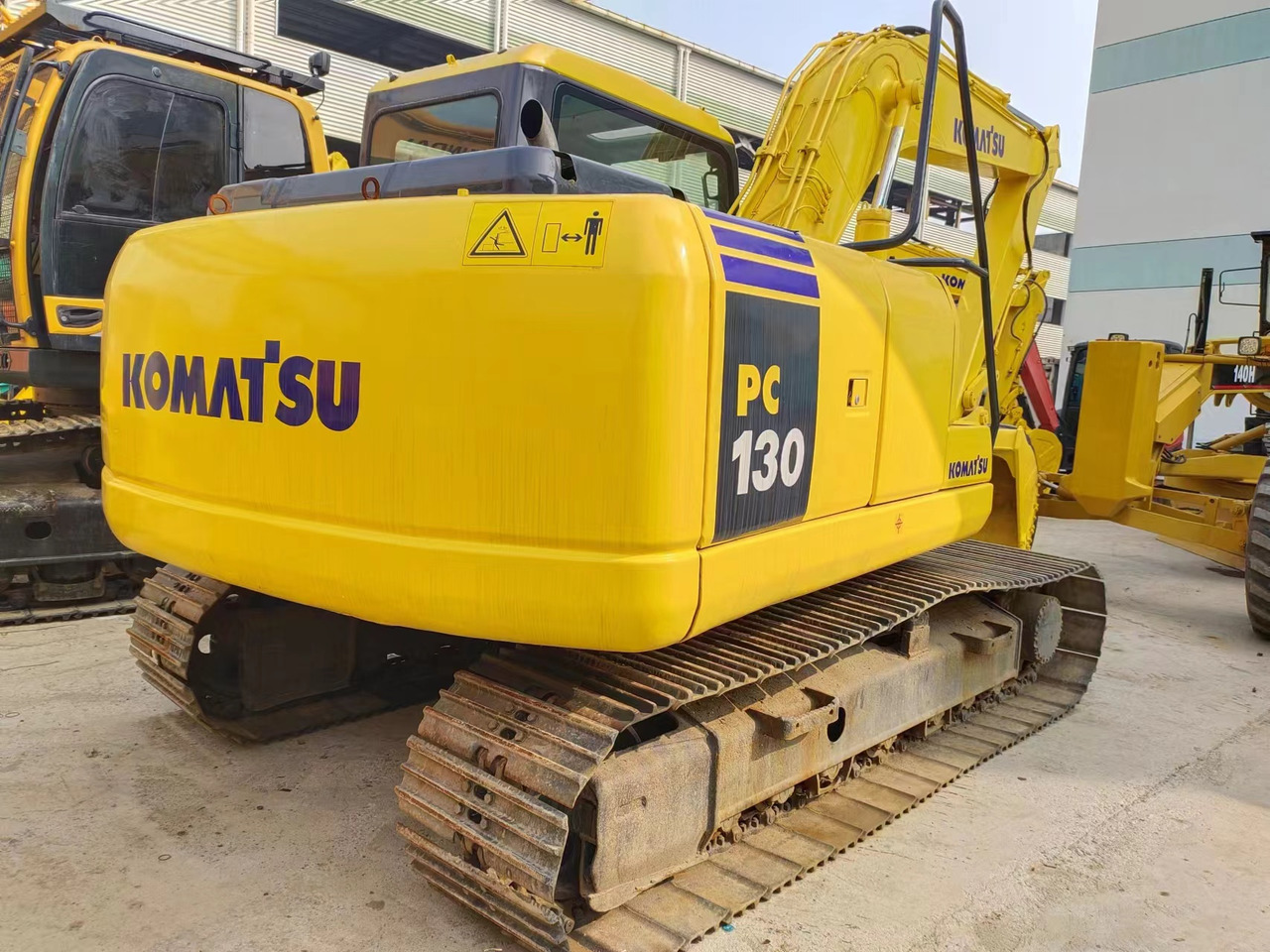 KOMATSU PC130-7 - Escavadora de rastos: foto 2 KOMATSU PC130-7 - Escavadora de rastos: foto 2