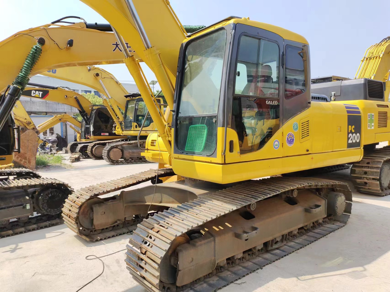 KOMATSU PC200-7 PC200 - Escavadora de rastos: foto 5 KOMATSU PC200-7 PC200 - Escavadora de rastos: foto 5