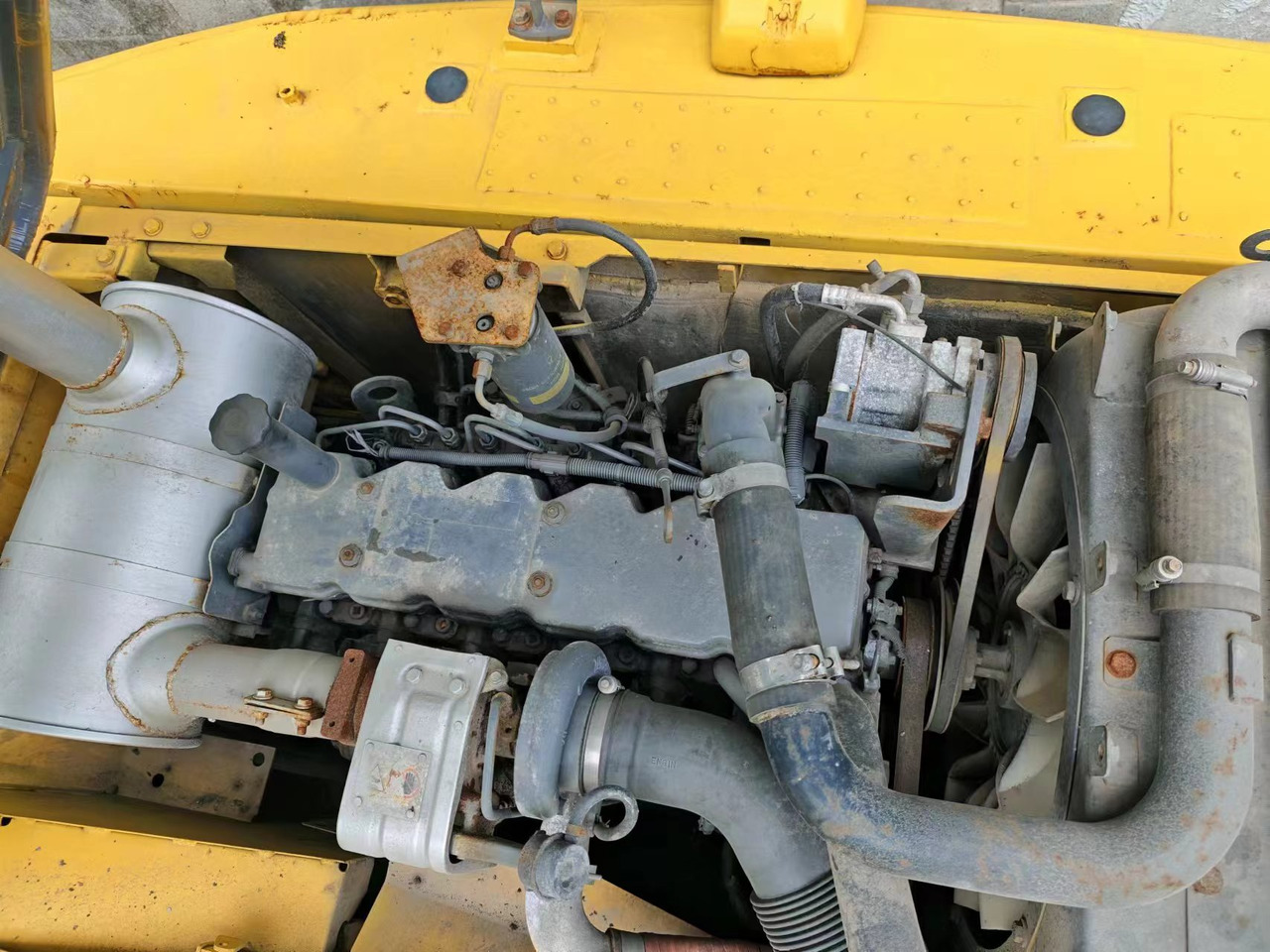 KOMATSU PC200-8 - Escavadora de rastos: foto 5 KOMATSU PC200-8 - Escavadora de rastos: foto 5