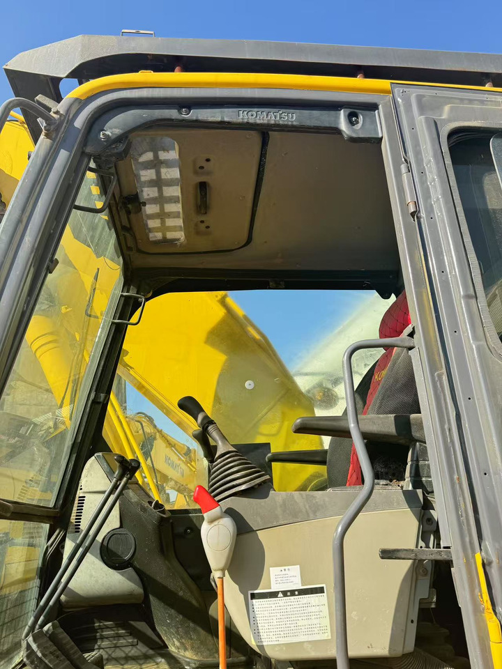 KOMATSU PC200-8 - Escavadora de rastos: foto 5 KOMATSU PC200-8 - Escavadora de rastos: foto 5