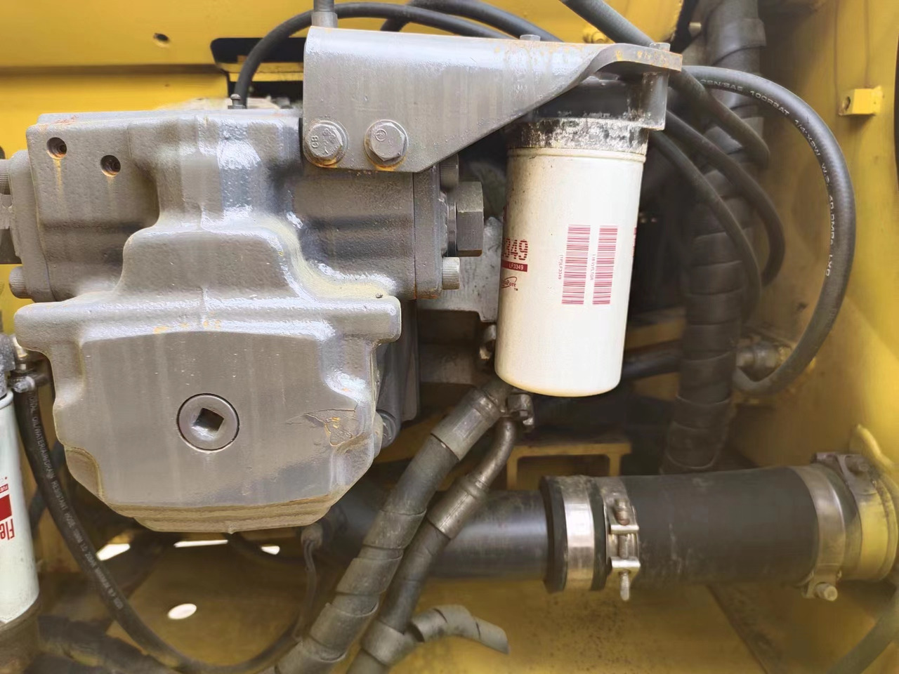 KOMATSU PC200-8 - Escavadora de rastos: foto 5 KOMATSU PC200-8 - Escavadora de rastos: foto 5