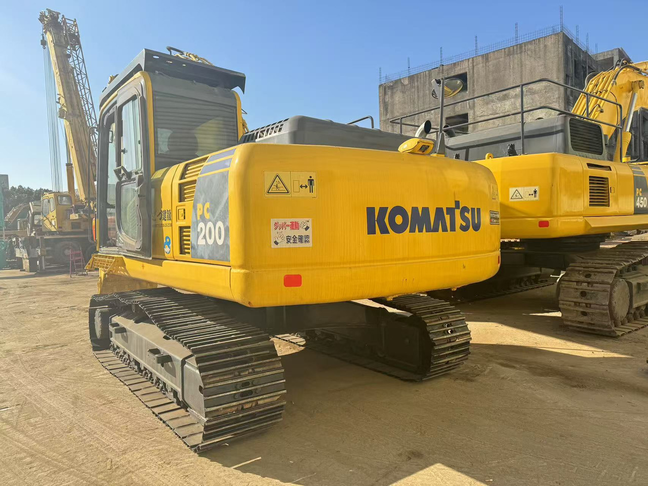 KOMATSU PC200-8 - Escavadora de rastos: foto 4 KOMATSU PC200-8 - Escavadora de rastos: foto 4
