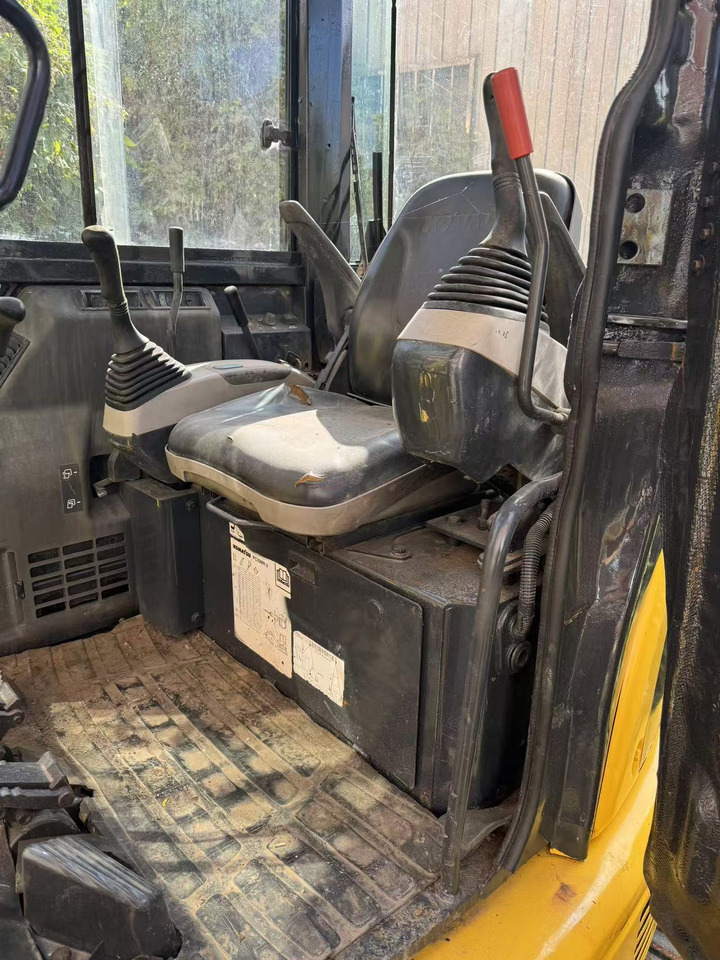 KOMATSU PC55MR - Mini escavadeira: foto 4 KOMATSU PC55MR - Mini escavadeira: foto 4