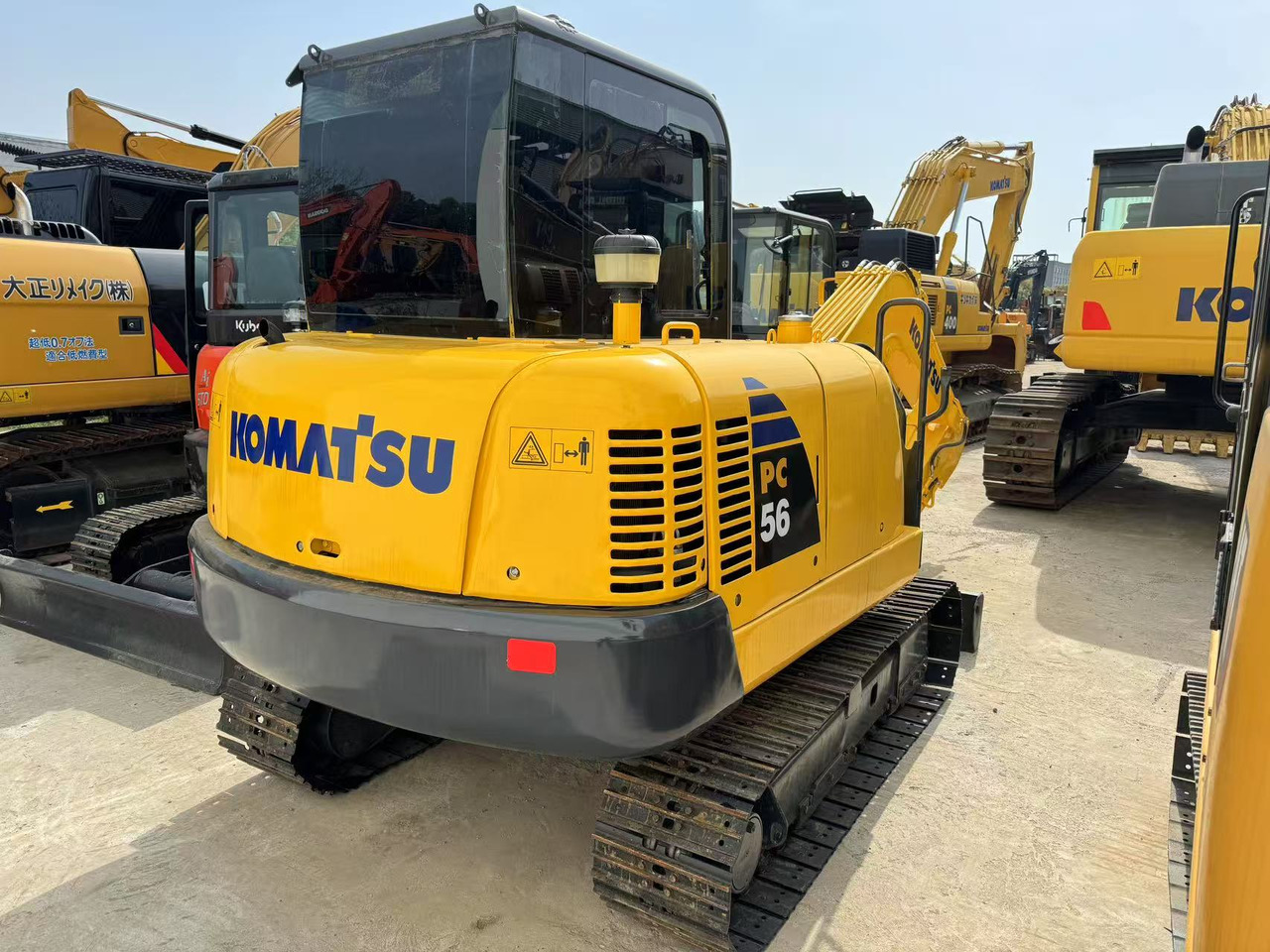 KOMATSU PC56-7 - Mini escavadeira: foto 1 KOMATSU PC56-7 - Mini escavadeira: foto 1