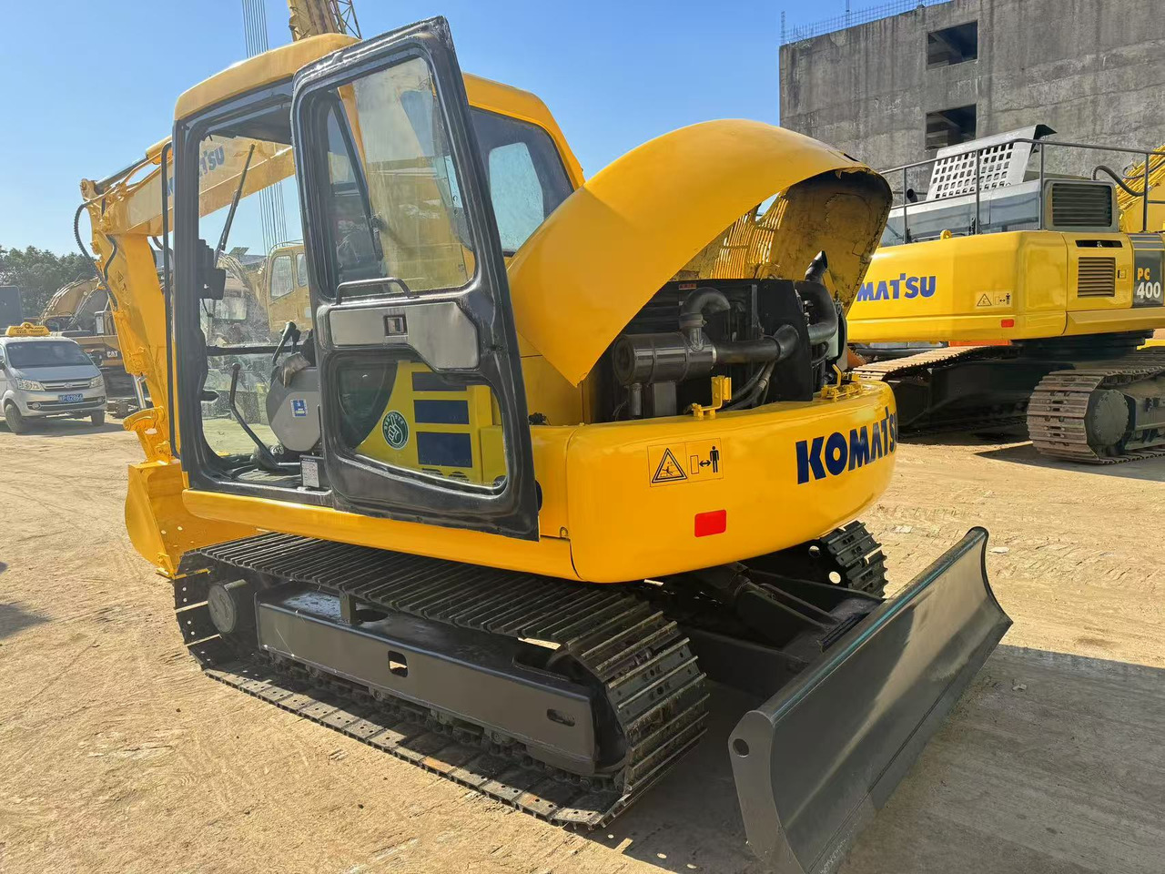 KOMATSU PC60-7 - Escavadora de rastos: foto 2 KOMATSU PC60-7 - Escavadora de rastos: foto 2