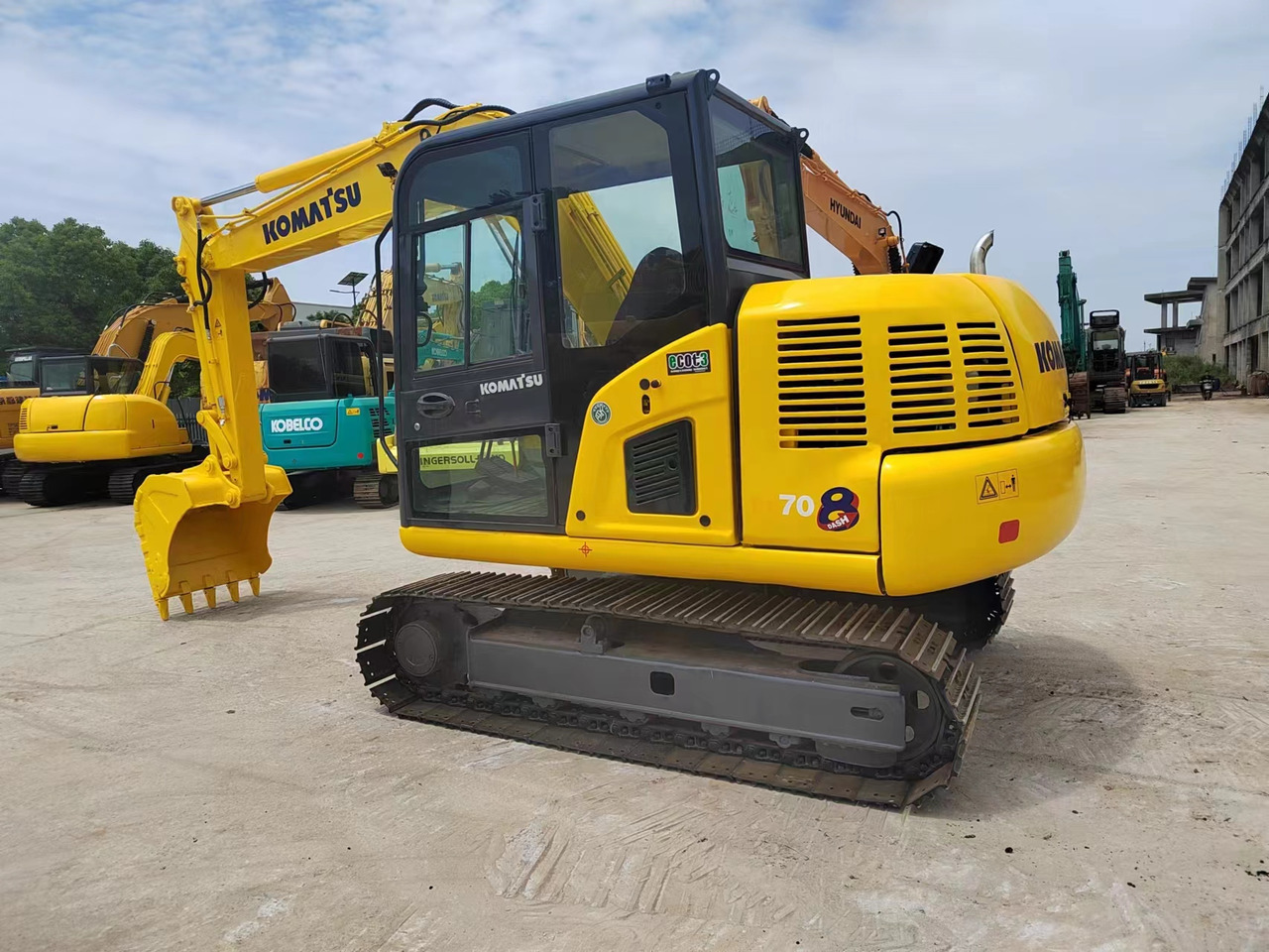 KOMATSU PC70-8 - Escavadora de rastos: foto 1 KOMATSU PC70-8 - Escavadora de rastos: foto 1