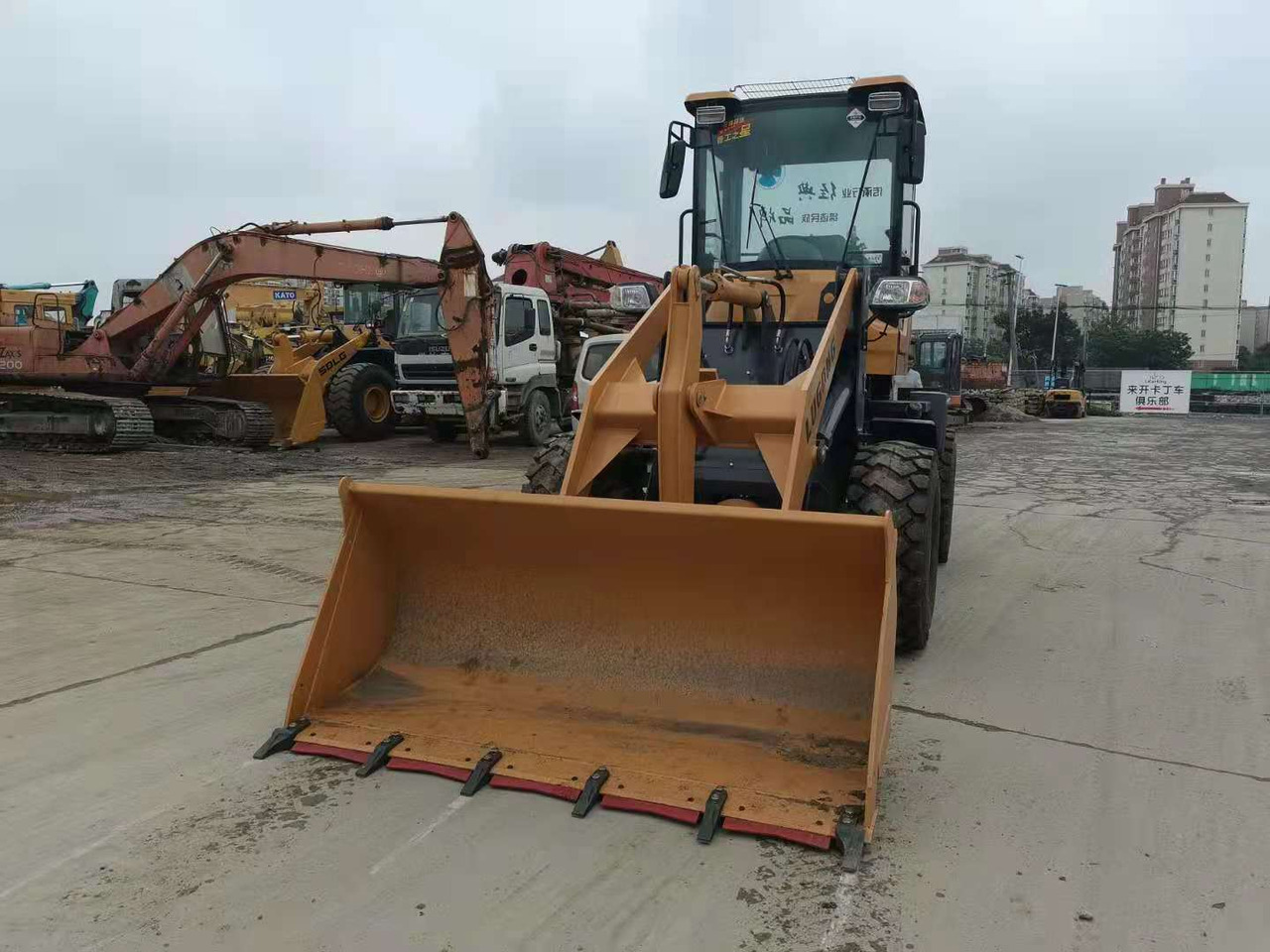 LUGONG L928 - Pá carregadora de rodas: foto 3 LUGONG L928 - Pá carregadora de rodas: foto 3