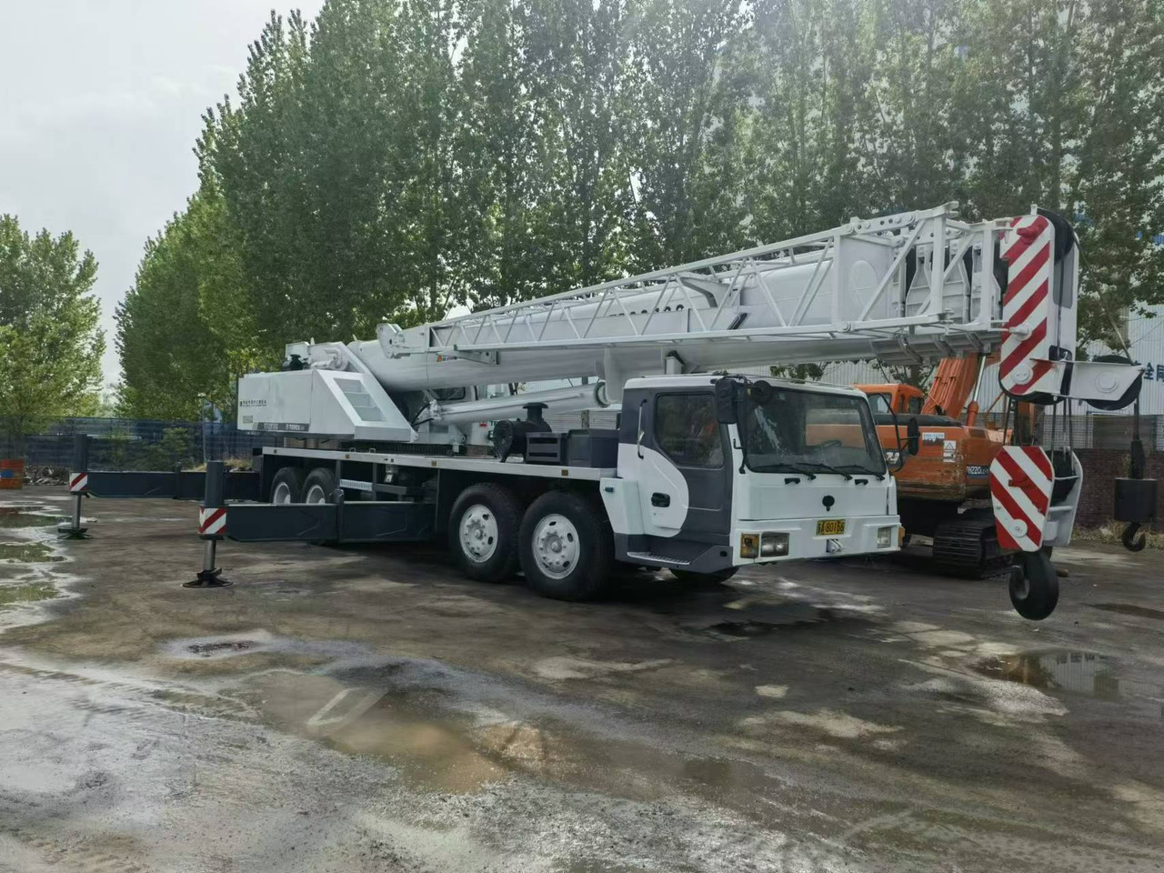 TEREX CHANGJIANG 70Ton - Grua móvel: foto 1 TEREX CHANGJIANG 70Ton - Grua móvel: foto 1