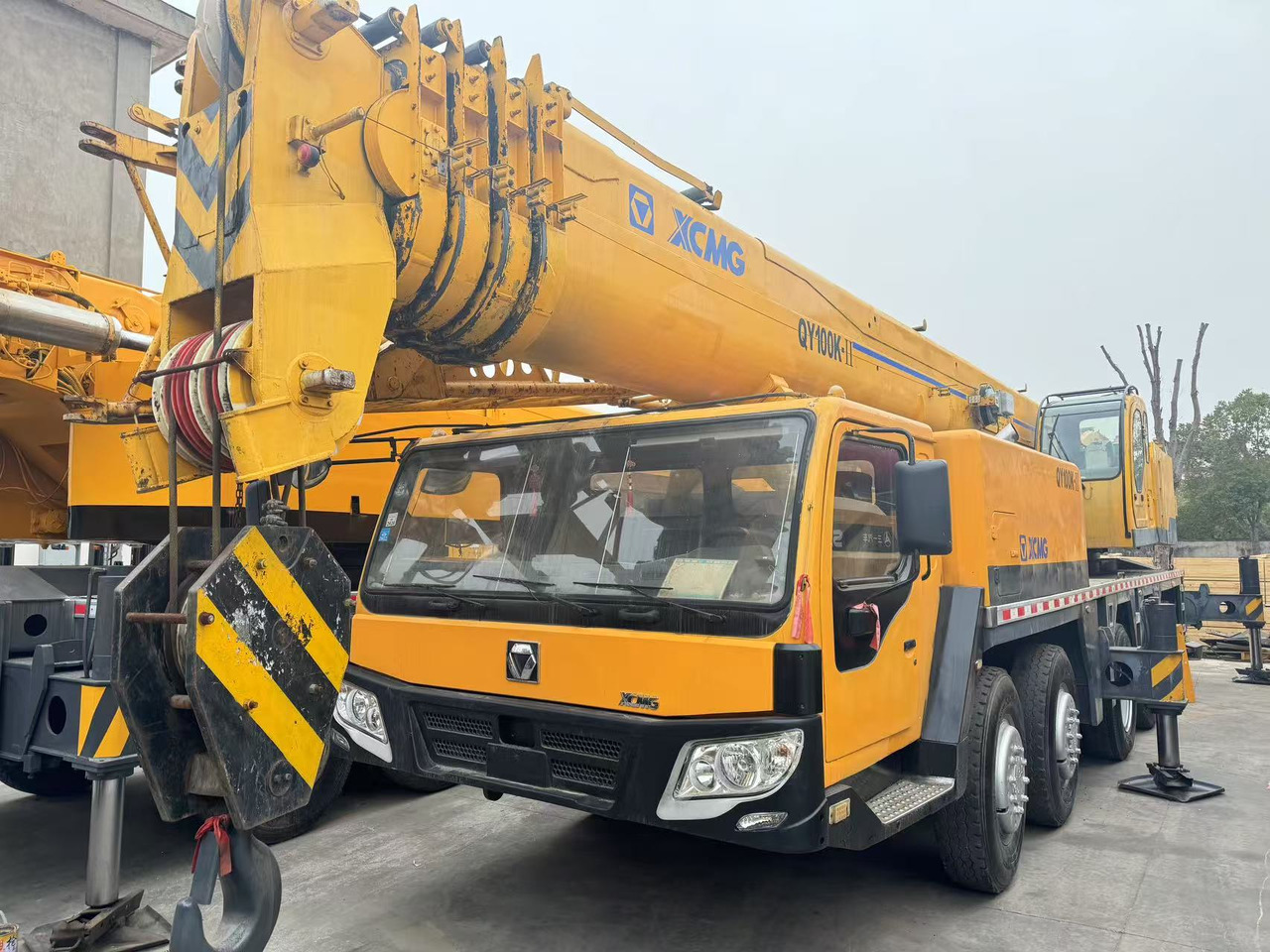 XCMG QY100K 100tons QY100K-2 - Grua móvel: foto 2 XCMG QY100K 100tons QY100K-2 - Grua móvel: foto 2