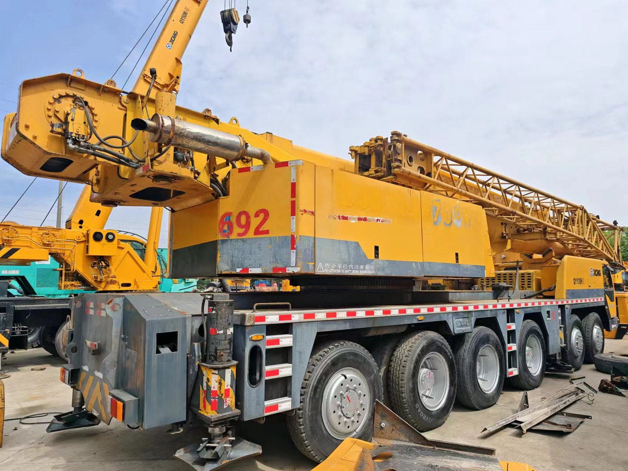 XCMG QY100K-Ⅱ 100tons QY100K truck crane - Grua móvel: foto 2 XCMG QY100K-Ⅱ 100tons QY100K truck crane - Grua móvel: foto 2