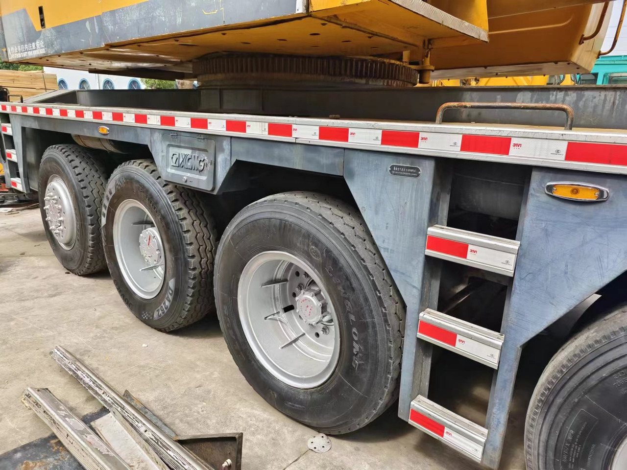 XCMG QY100K-Ⅱ 100tons QY100K truck crane - Grua móvel: foto 4 XCMG QY100K-Ⅱ 100tons QY100K truck crane - Grua móvel: foto 4